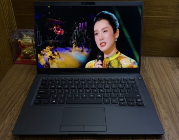Dell Latitude 7400 - Carbon