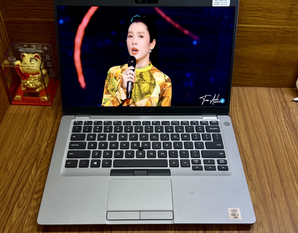 Dell Latitude 5411 - i7 10850H